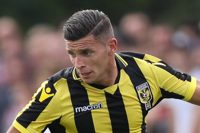 湖人险胜雄 湖人险胜雄