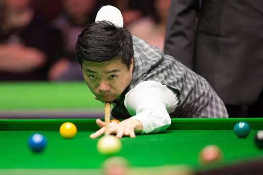 足坛中展示 足坛中展示