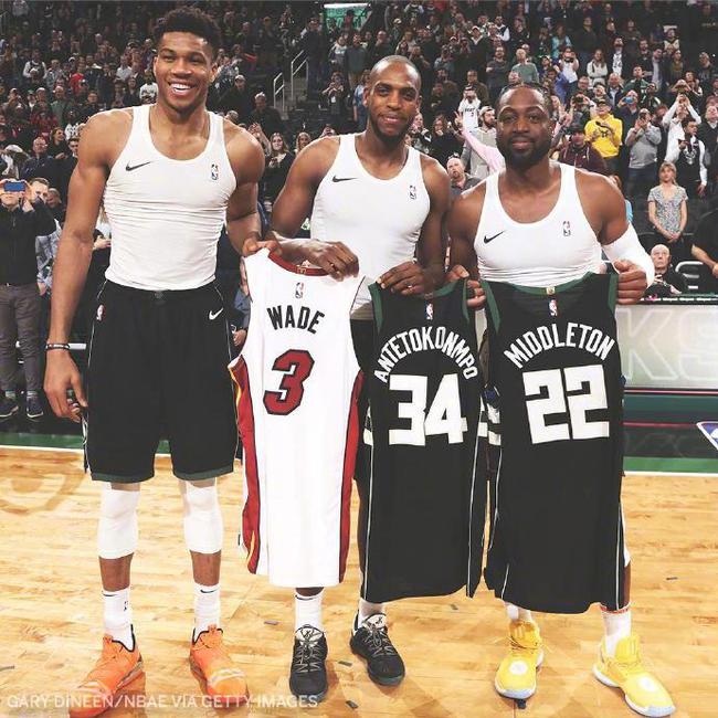 侧翼的追防 侧翼的追防