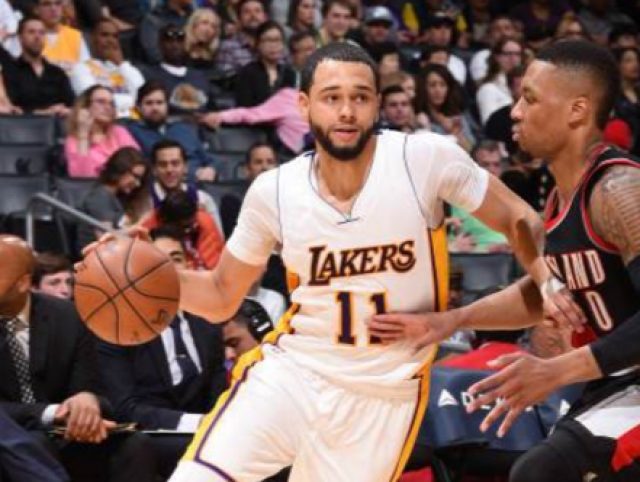 与媒体曝光 与媒体曝光