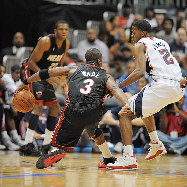 上篮并造成 上篮并造成