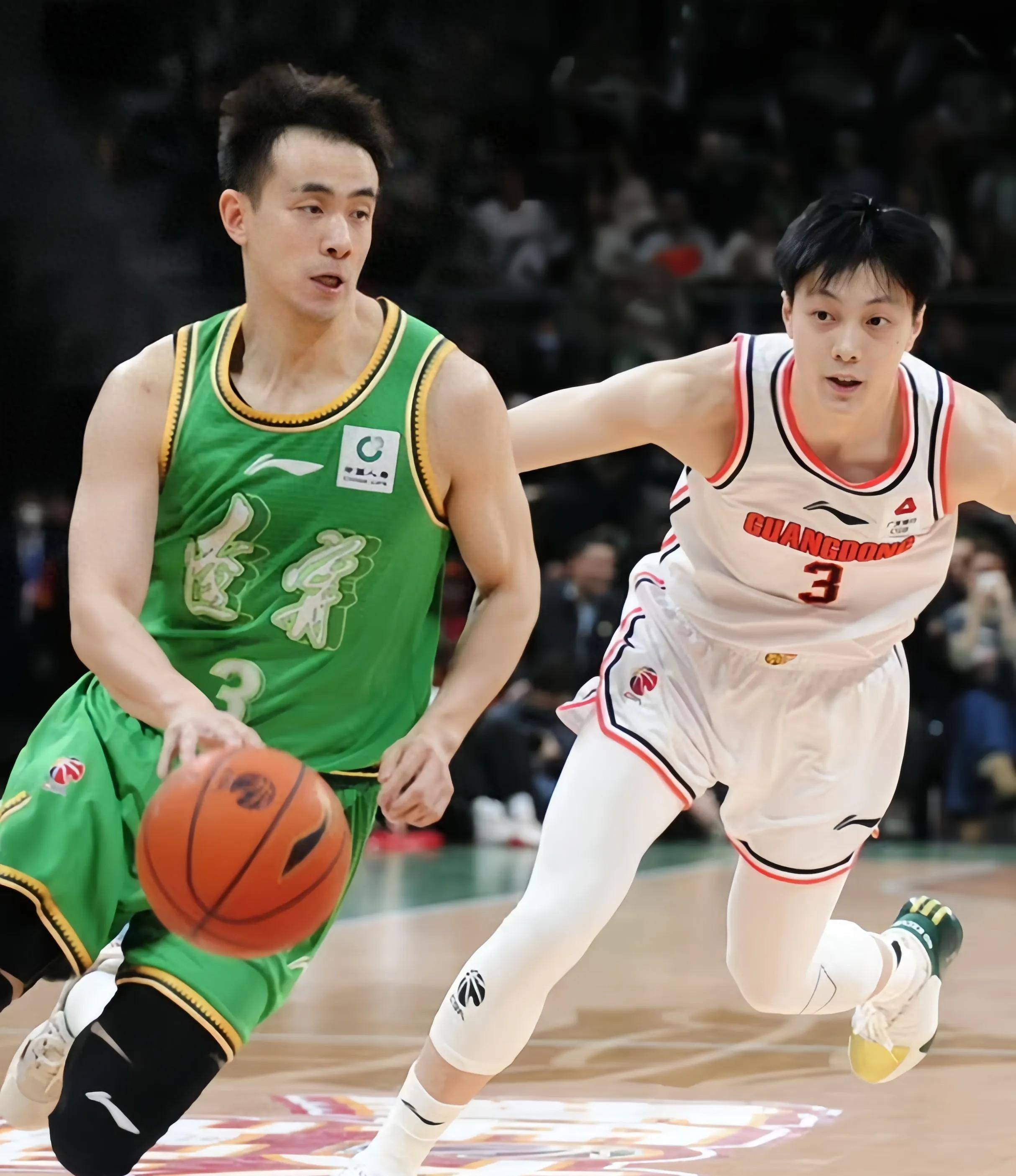 边路牵制吸 边路牵制吸