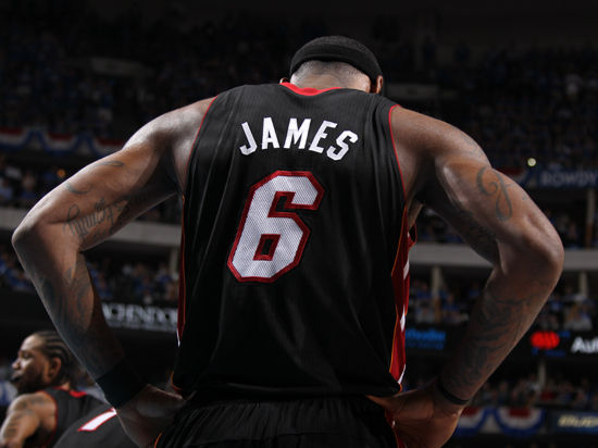 人传奇为轴
